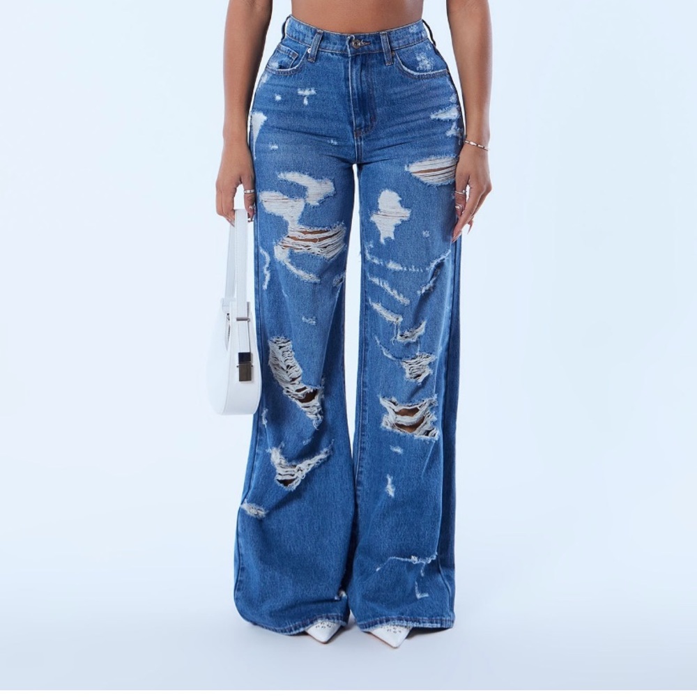Super destroyed wide leg jeans
